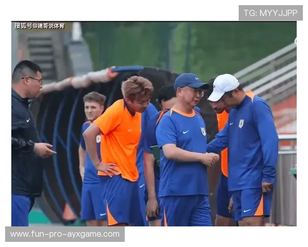 球员退役后转任教练成青训典范